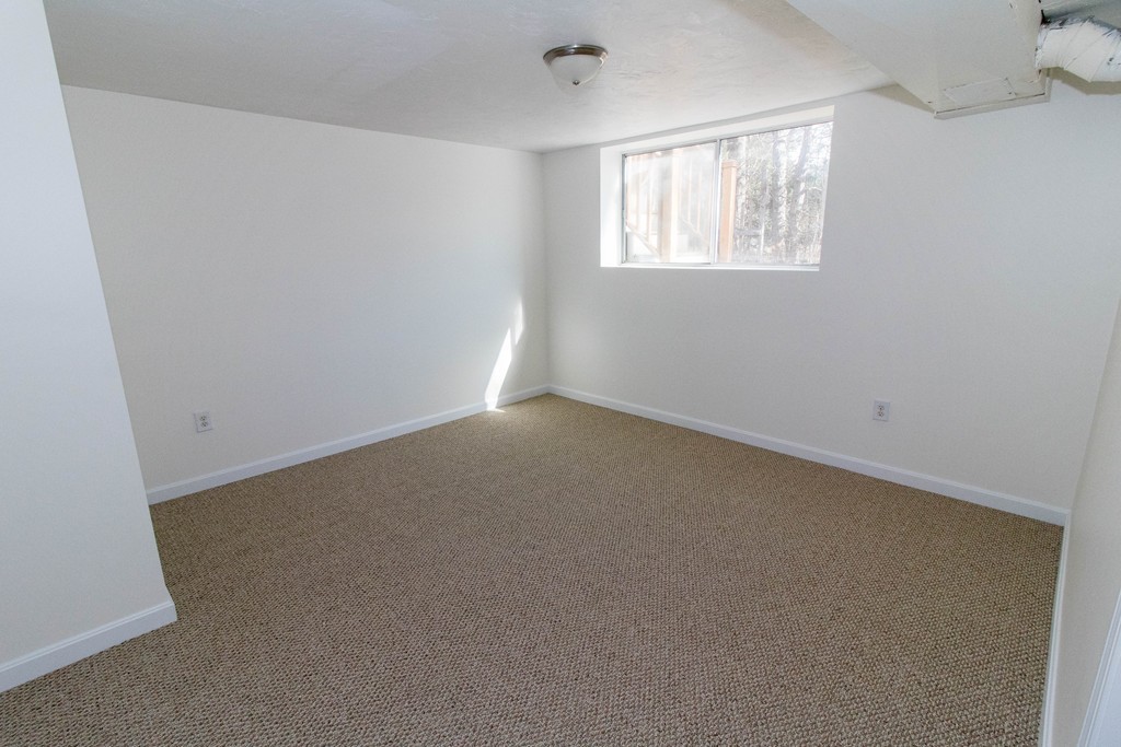 75 Esta Road Plymouth, MA 02360 - Photo 10 of 18 Gallery Image 10