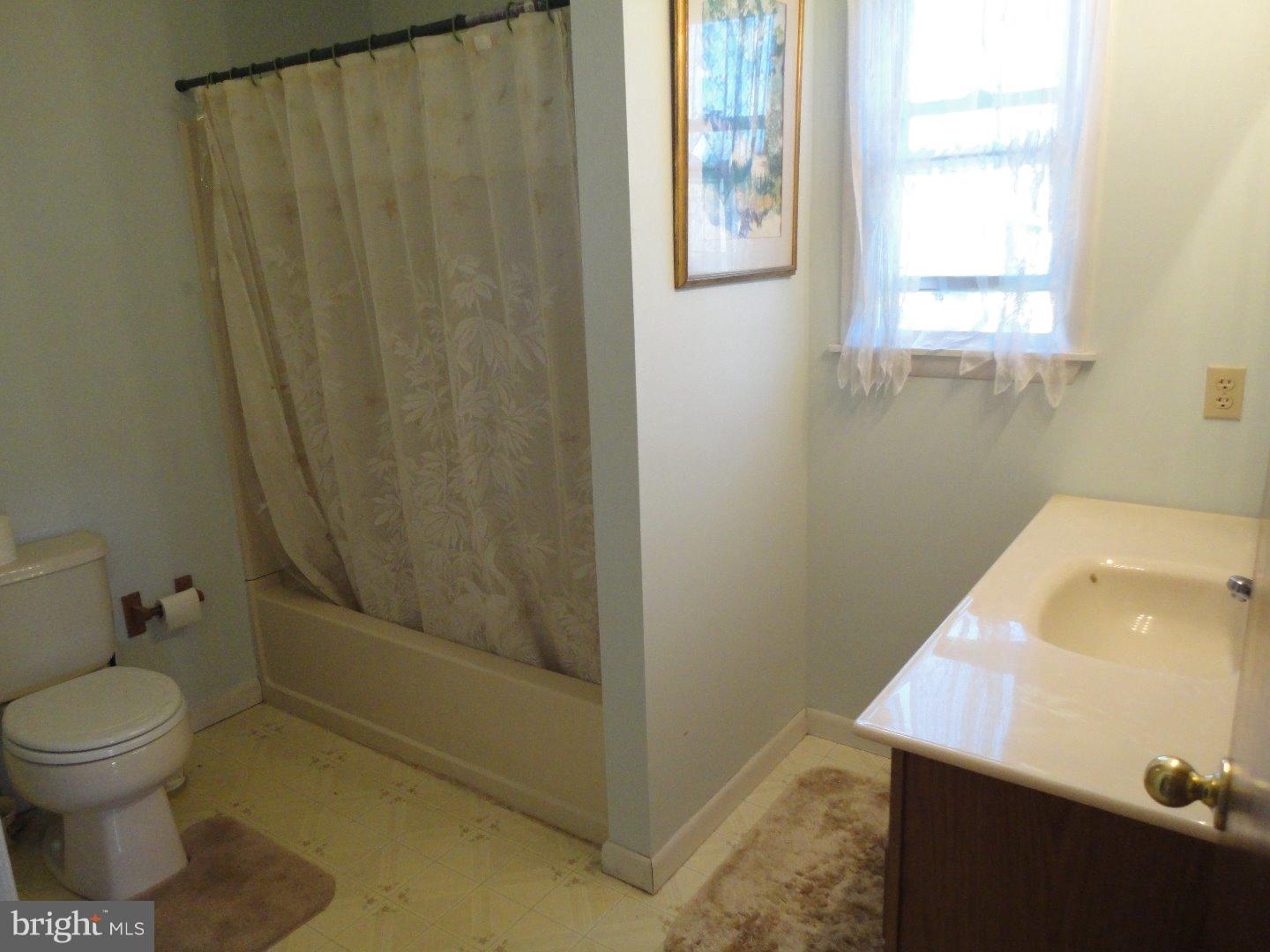 184 Limestone Road Oxford, PA 19363 - Photo 17 of 19 Gallery Image 17