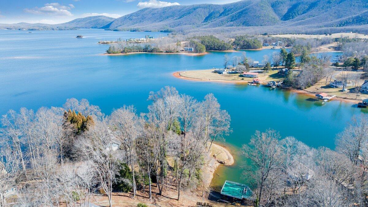 188 Hardy Court Penhook, VA 24137 - Photo 109 of 114 188 Hardy Ct. E92