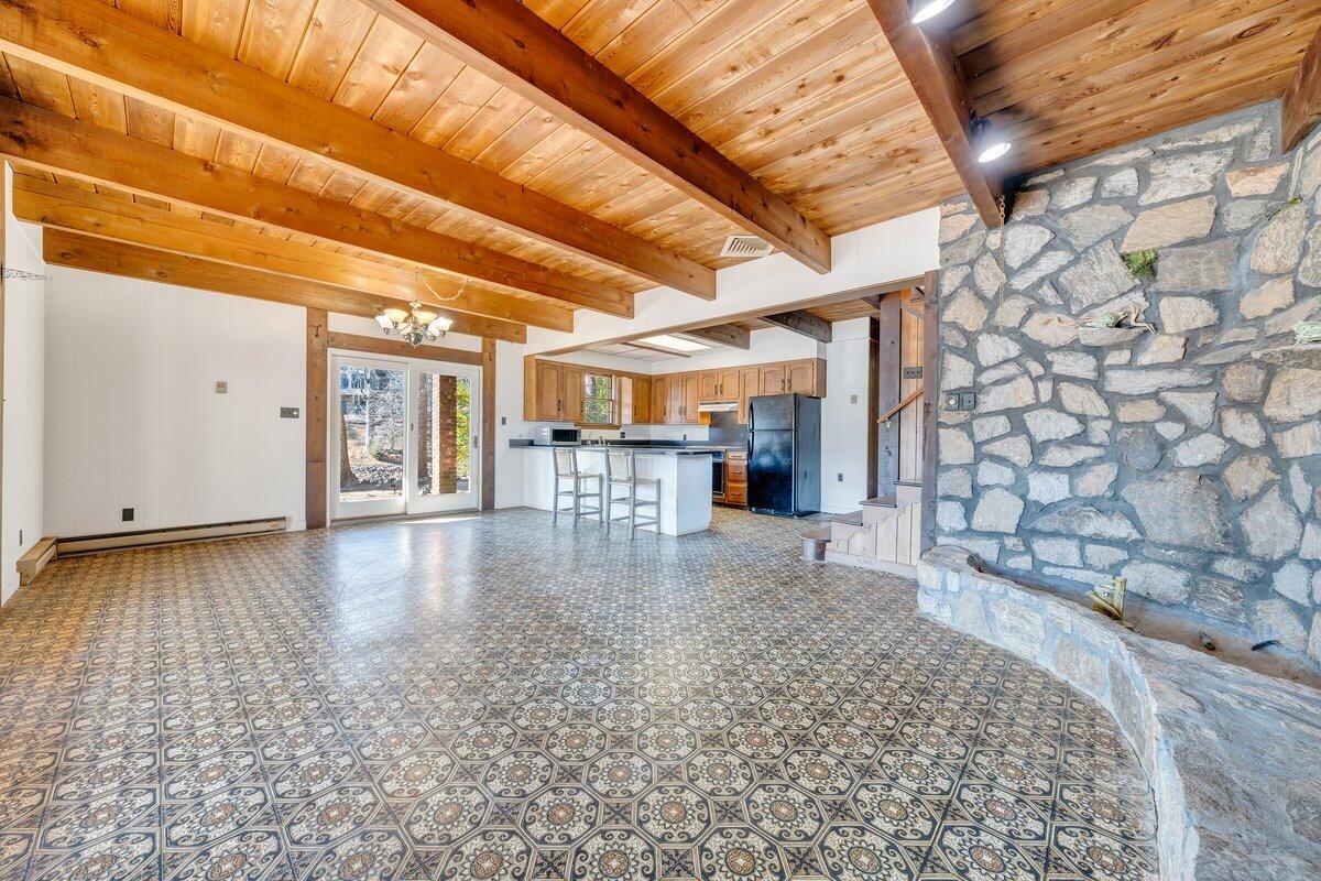 188 Hardy Court Penhook, VA 24137 - Photo 13 of 114 188 Hardy Ct. Interior 11