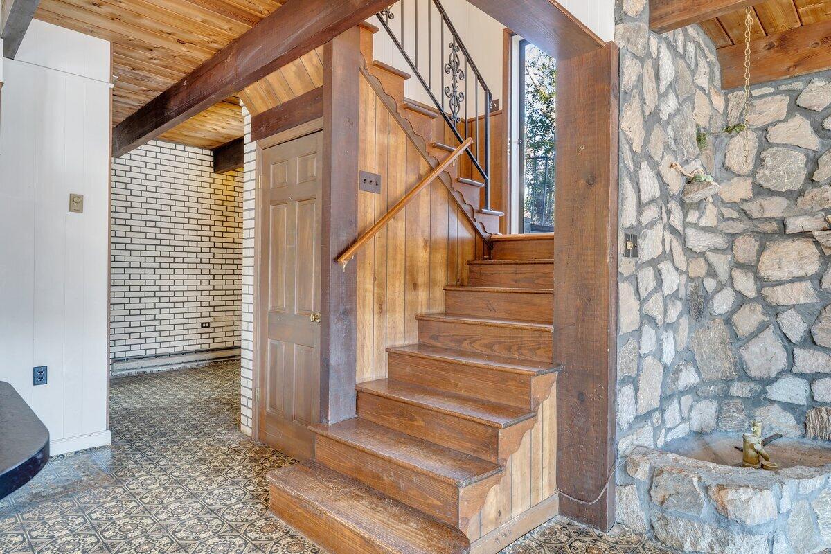 188 Hardy Court Penhook, VA 24137 - Photo 26 of 114 a view of entryway with a front door