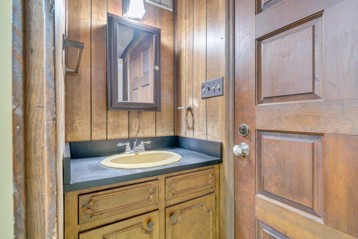 188 Hardy Court Penhook, VA 24137 - Photo 27 of 114 188 Hardy Ct. Interior 17