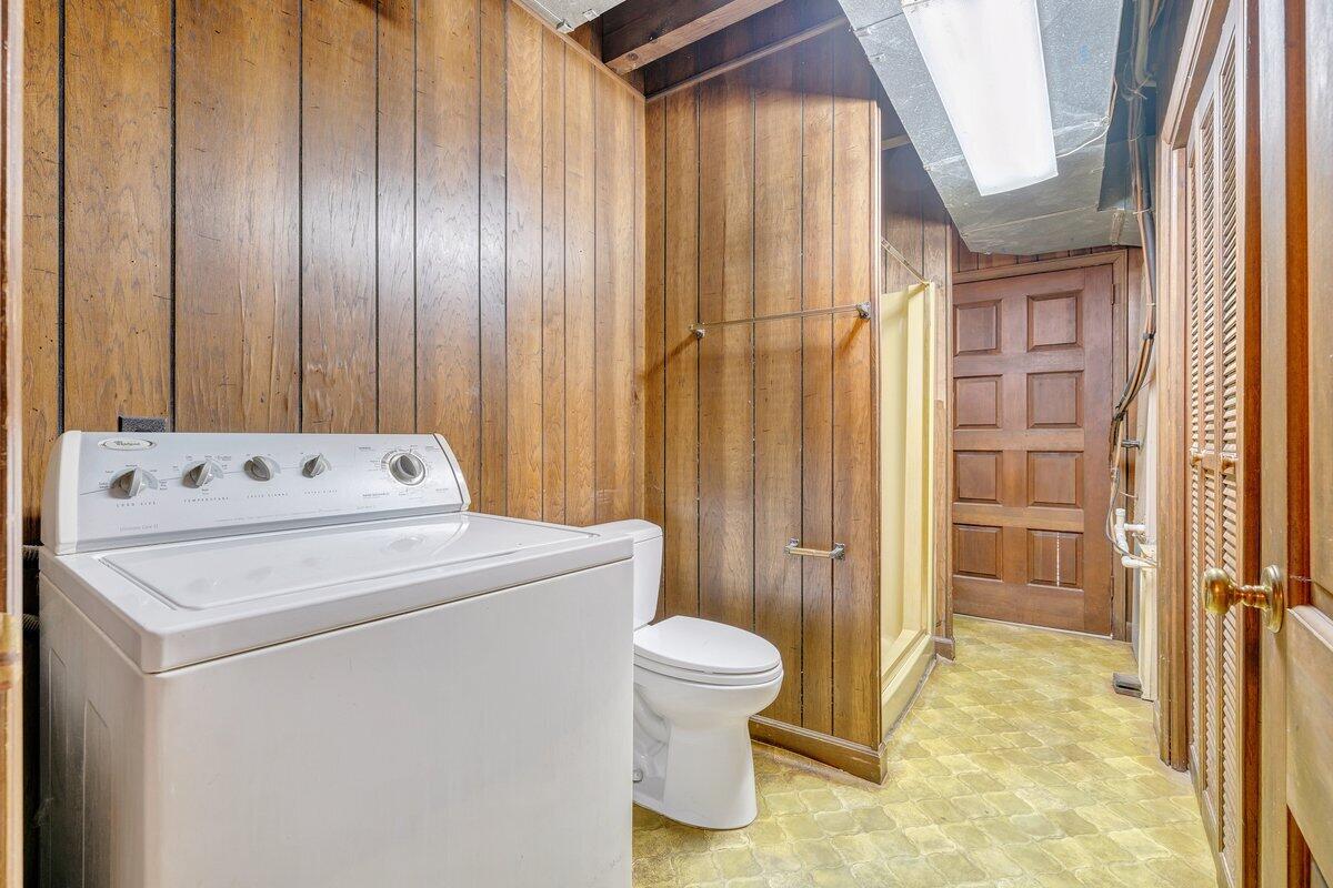 188 Hardy Court Penhook, VA 24137 - Photo 28 of 114 188 Hardy Ct. Interior 16