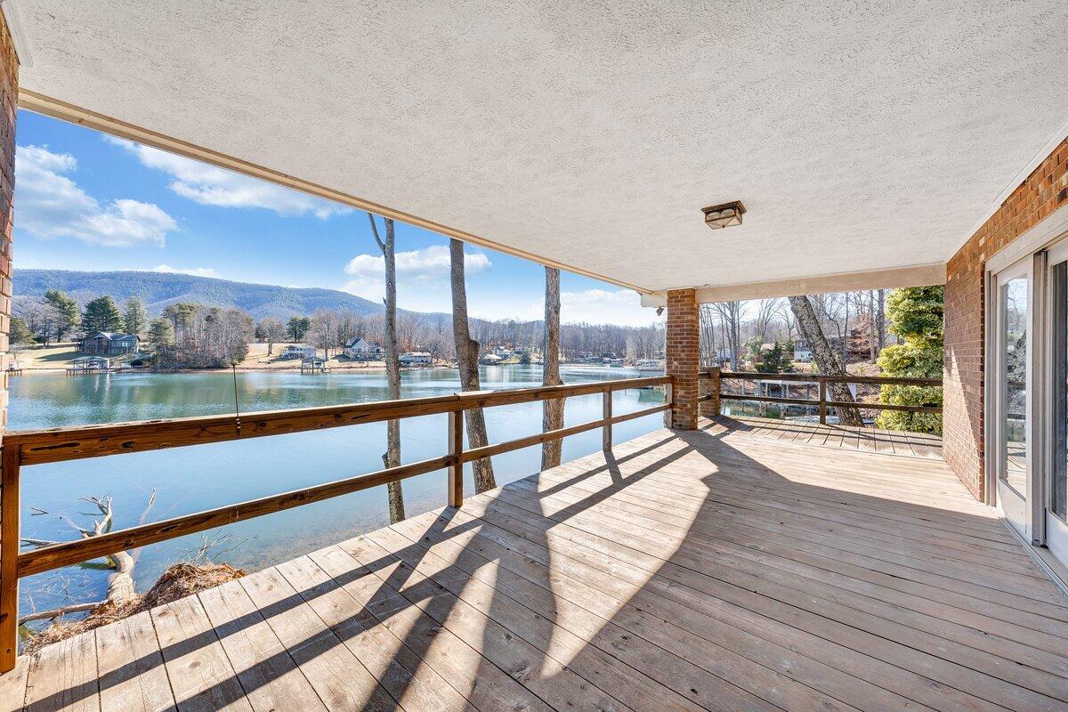 188 Hardy Court Penhook, VA 24137 - Photo 50 of 114 188 Hardy Ct. E23