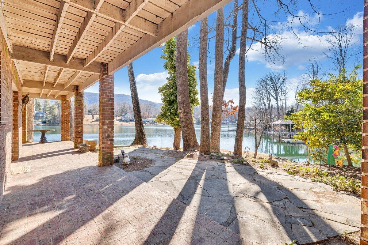 188 Hardy Court Penhook, VA 24137 - Photo 62 of 114 188 Hardy Ct. E39