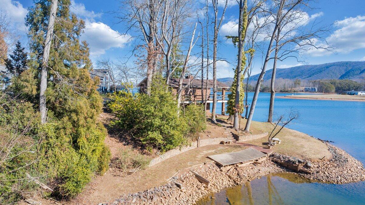 188 Hardy Court Penhook, VA 24137 - Photo 75 of 114 188 Hardy Ct. E54