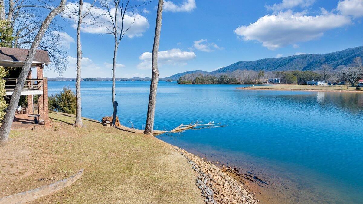 188 Hardy Court Penhook, VA 24137 - Photo 87 of 114 188 Hardy Ct. E57