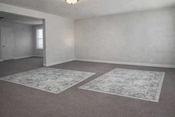 $2,000 | 25 Lester Street, Unit 1, Fall River, MA 02724