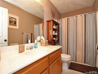 3206 Fox Hunters Court Shiloh, IL 62221 - Photo 15 of 21 Gallery Image 15