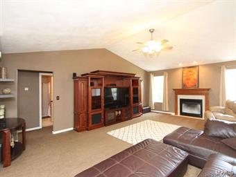 3206 Fox Hunters Court Shiloh, IL 62221 - Photo 3 of 21 Gallery Image 3