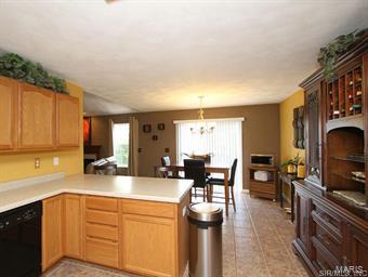 3206 Fox Hunters Court Shiloh, IL 62221 - Photo 5 of 21 Gallery Image 5
