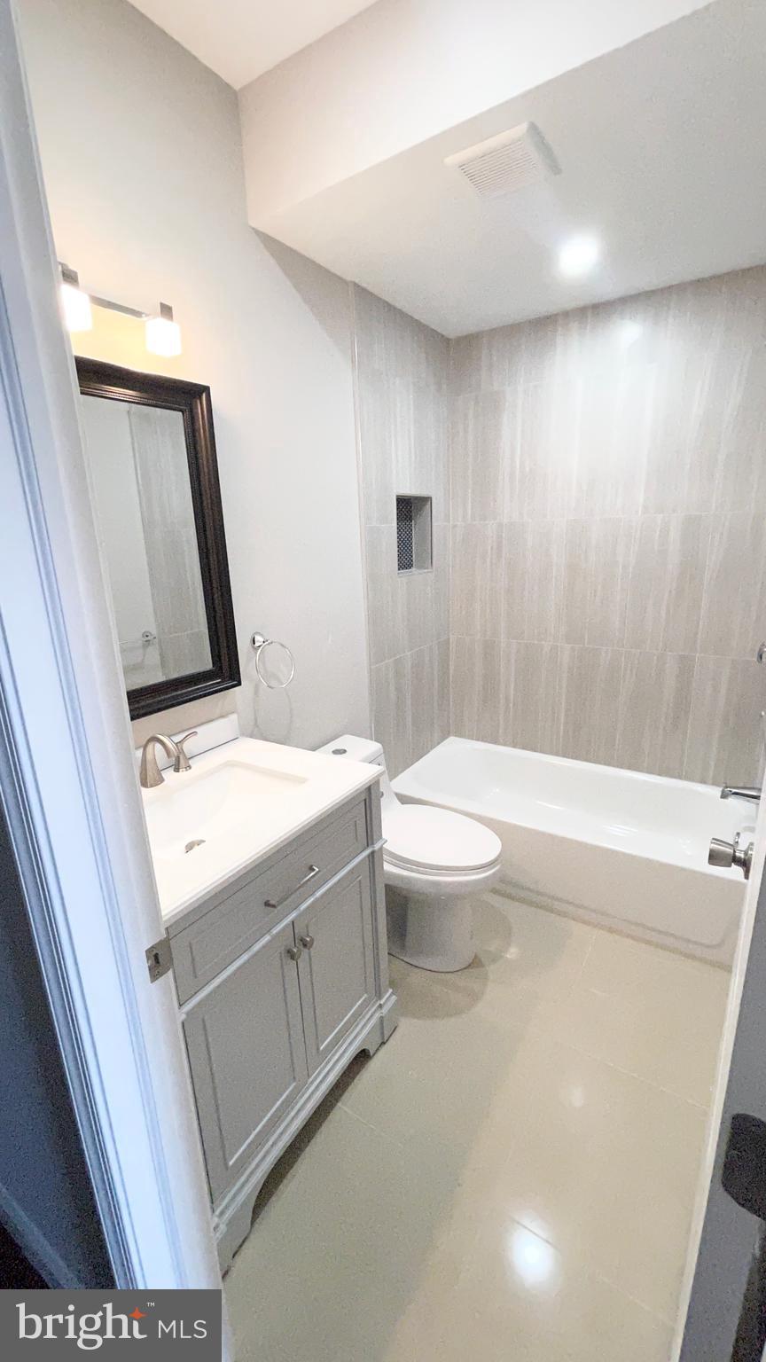 2038 North 20th Street Philadelphia, PA 19121 - Photo 17 of 30