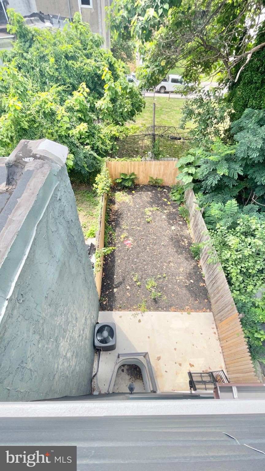 2038 North 20th Street Philadelphia, PA 19121 - Photo 29 of 30 rear yard