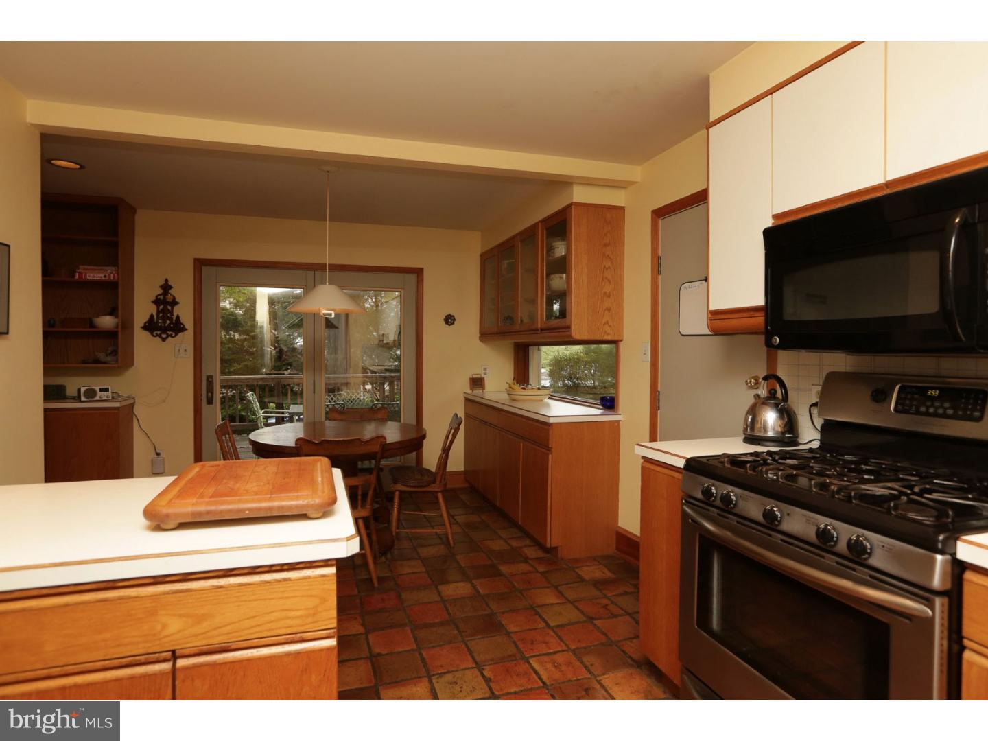 300 Bent Road Wyncote, PA 19095 - Photo 13 of 23 Kitchen