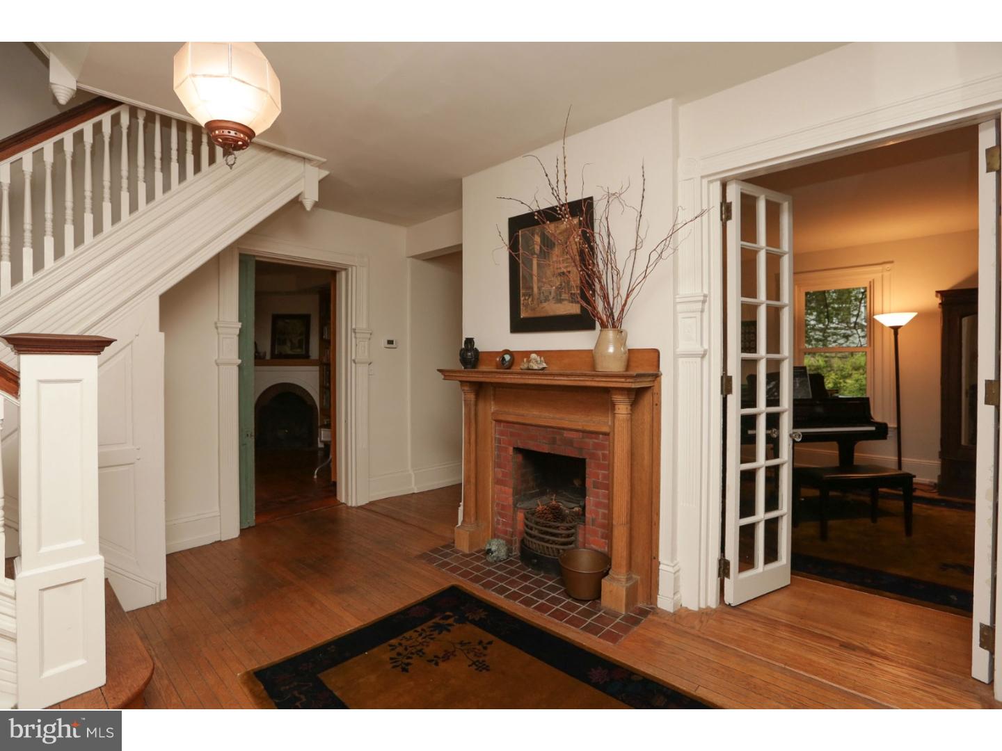 300 Bent Road Wyncote, PA 19095 - Photo 3 of 23 Foyer