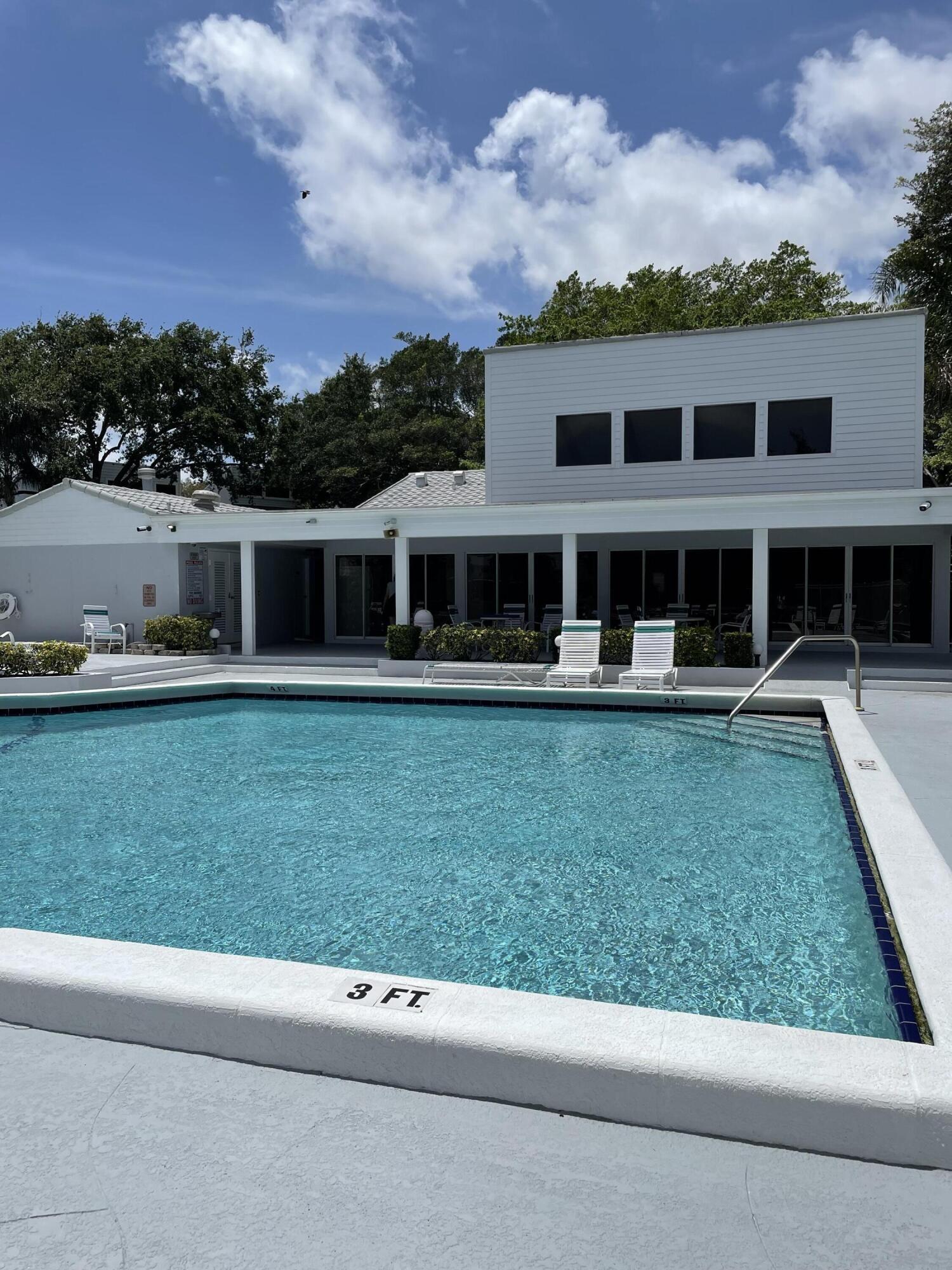 6069 Old Court Road, Unit 101 Boca Raton, FL 33433 - Photo 38 of 50 Pool (2)
