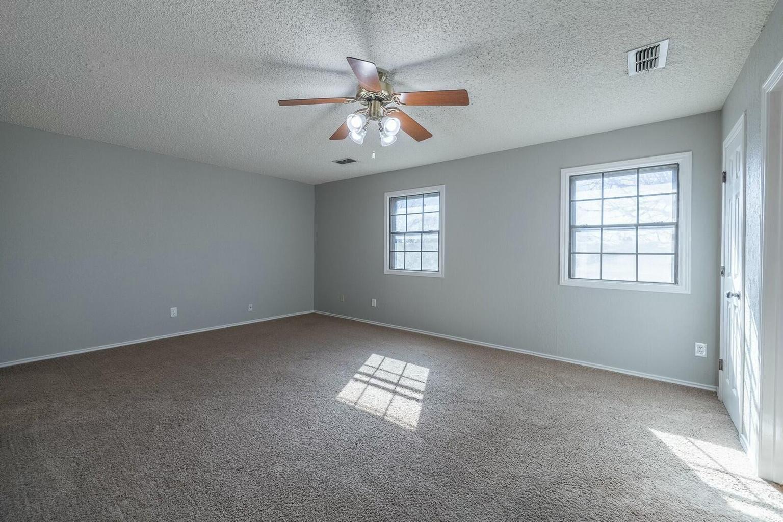 5514 76th Street Lubbock, TX 79424 - Photo 24 of 31 20250203155242835634000000-o