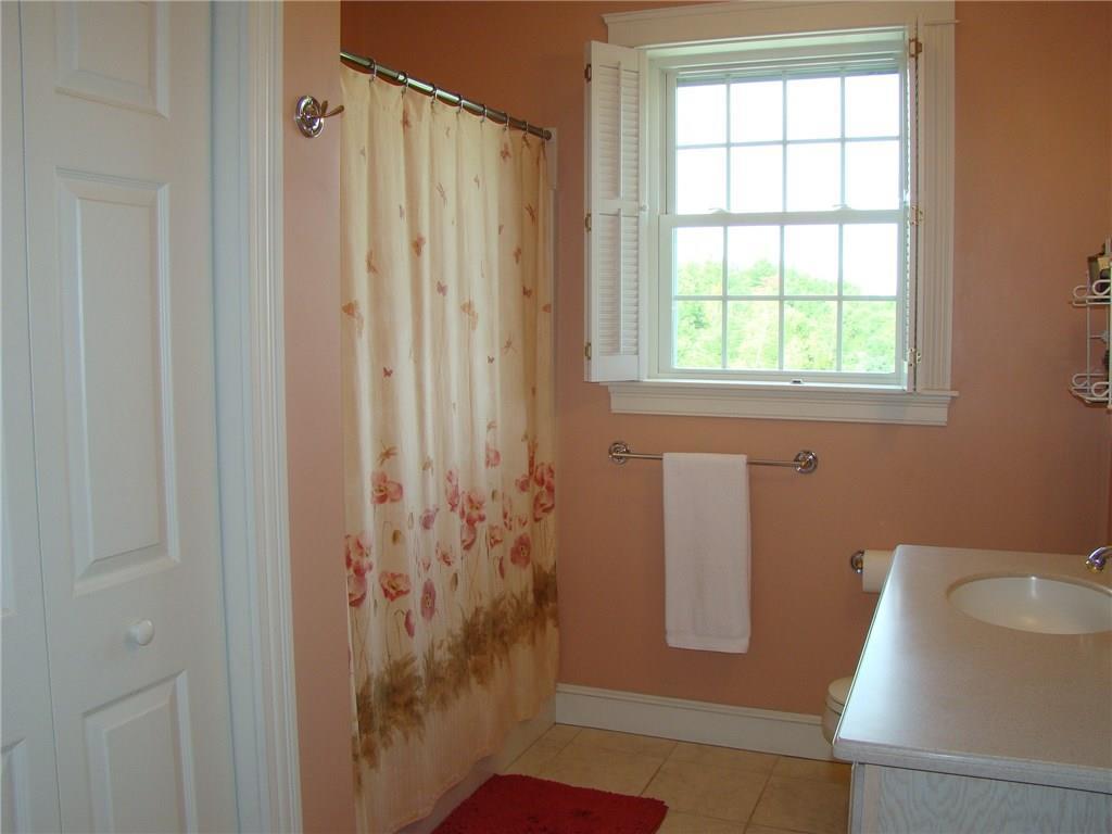 546 Johnson Road Auburn, ME 04210 - Photo 21 of 35 Full bath