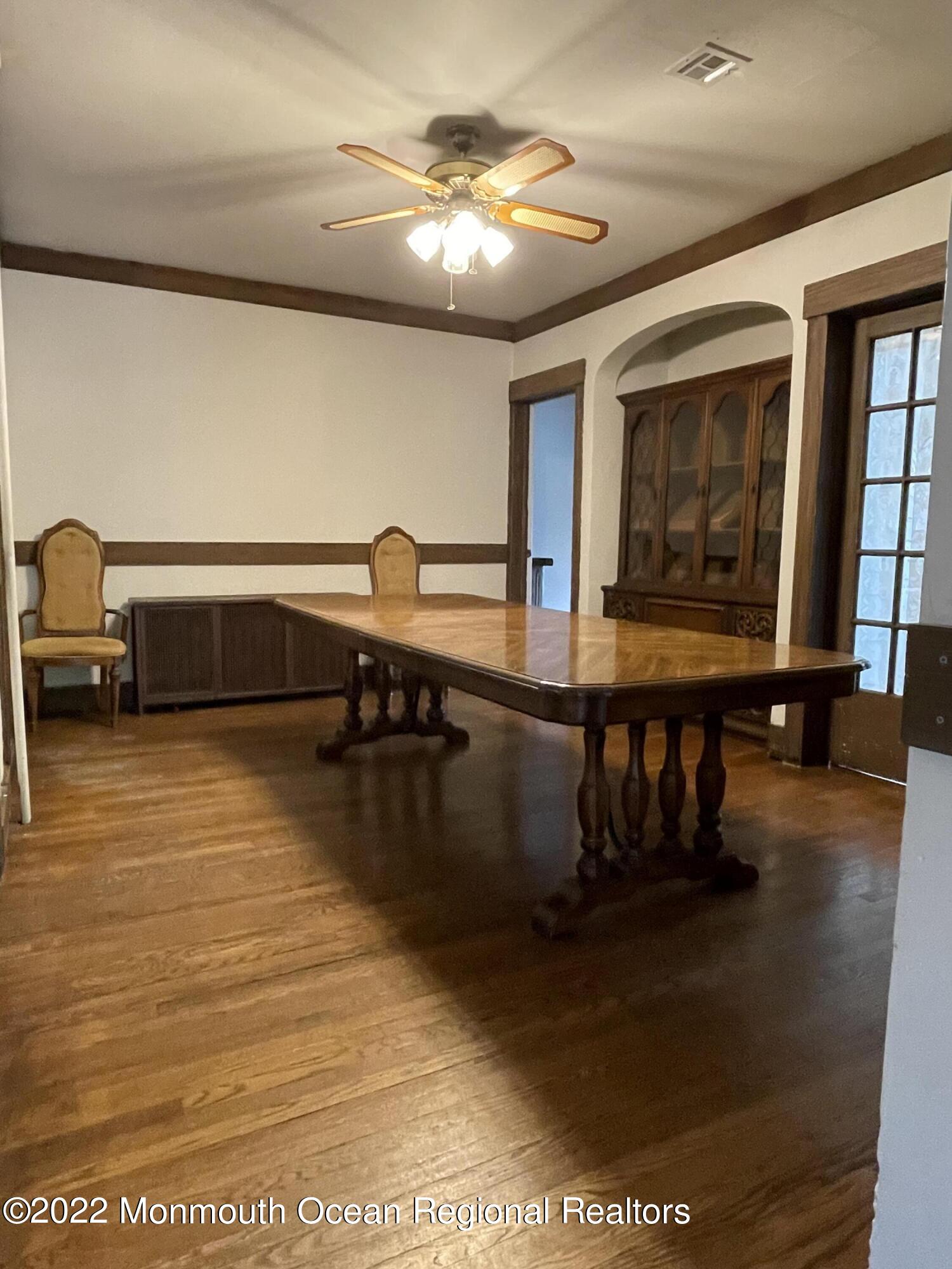 41 West George Street Freehold, NJ 07728 - Photo 6 of 21 jepVwm4CS9ey76R3QuhQuw
