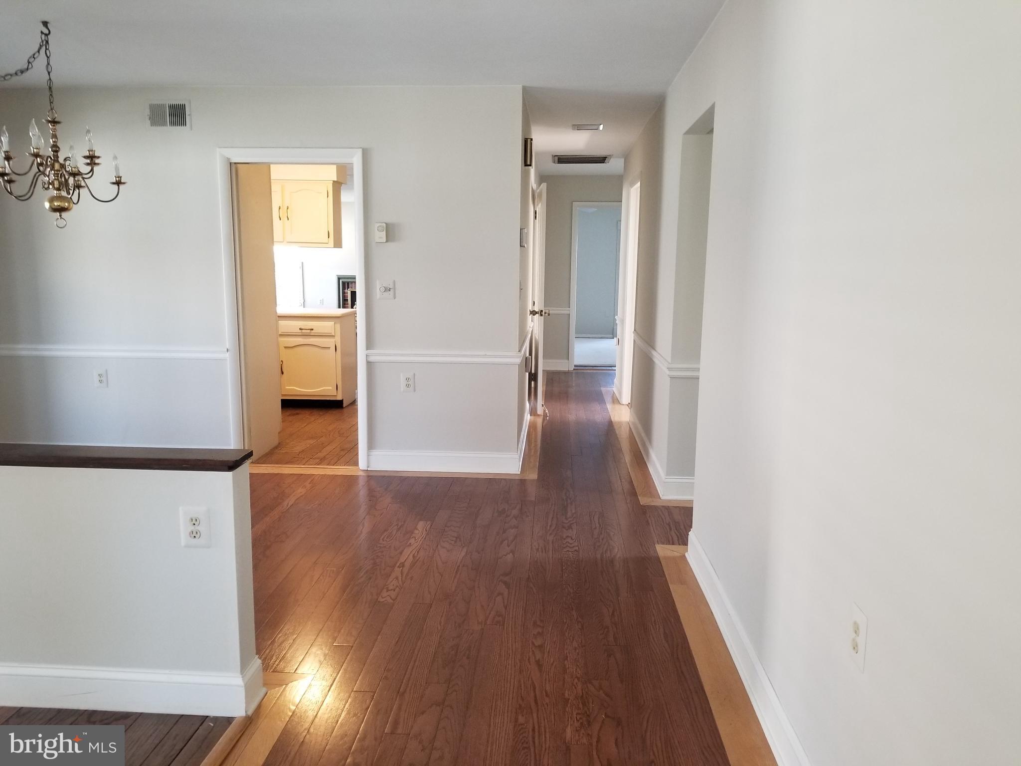 26 Dunstable Road Southampton, NJ 08088 - Photo 4 of 31 wooden floor in a gallery