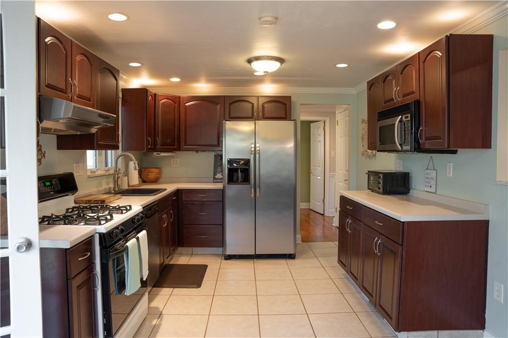 300 Conson Road Pittsburgh, PA 15227 - Photo 5 of 25 Gallery Image 5