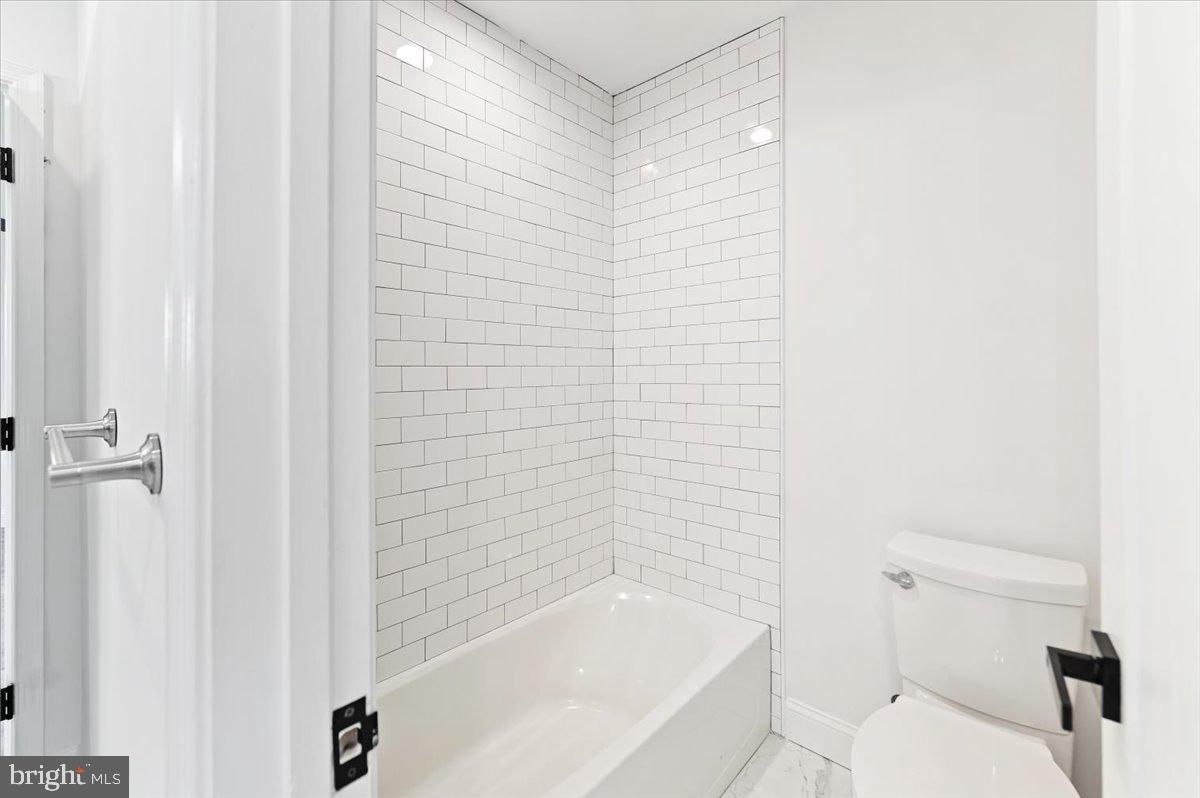 10204 Ruffian Lane Berlin, MD 21811 - Photo 50 of 70 Third bathroom