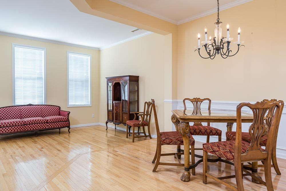 6727 Middleboro Drive Raleigh, NC 27612 - Photo 8 of 27 Photo 8