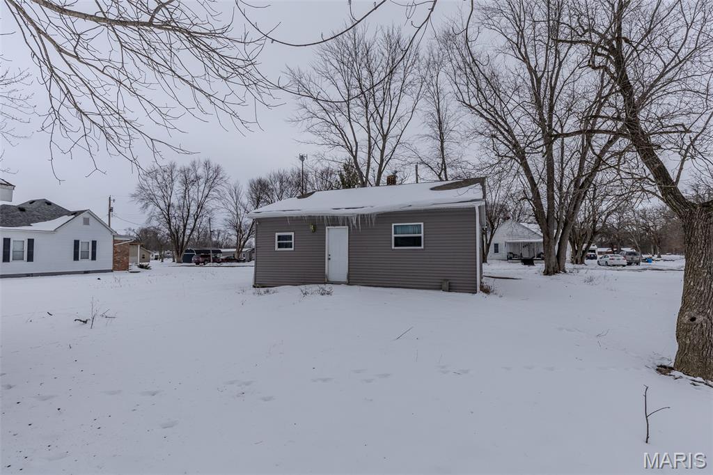 305 Mine Road Sawyerville, IL 62085 - Photo 5 of 22