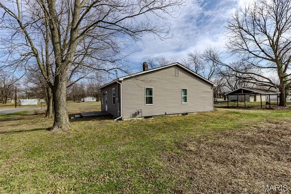 $59,900 | 305 Mine Road, Sawyerville, IL 62085