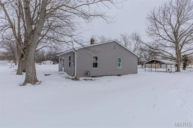 $59,900 | 305 Mine Road, Sawyerville, IL 62085