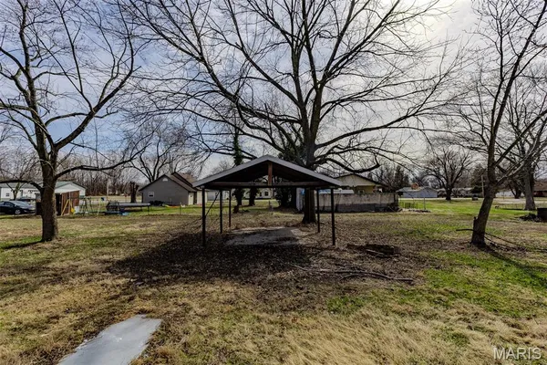 $59,900 | 305 Mine Road, Sawyerville, IL 62085