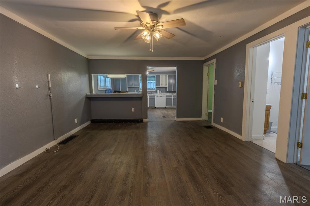 305 Mine Road Sawyerville, IL 62085 - Photo 9 of 22