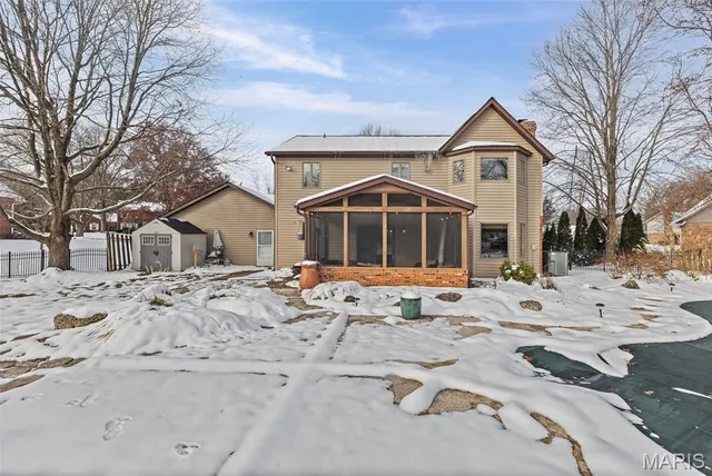 $480,000 | 22 Waterford Lane, Glen Carbon, IL 62034