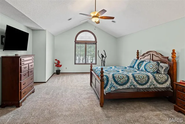 $480,000 | 22 Waterford Lane, Glen Carbon, IL 62034