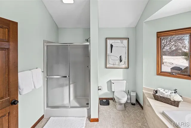 $480,000 | 22 Waterford Lane, Glen Carbon, IL 62034