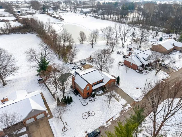 $480,000 | 22 Waterford Lane, Glen Carbon, IL 62034