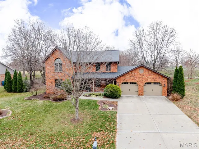 $480,000 | 22 Waterford Lane, Glen Carbon, IL 62034