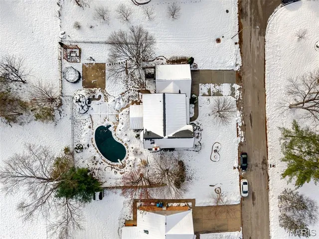 $480,000 | 22 Waterford Lane, Glen Carbon, IL 62034