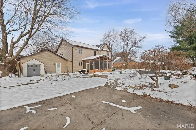 $480,000 | 22 Waterford Lane, Glen Carbon, IL 62034