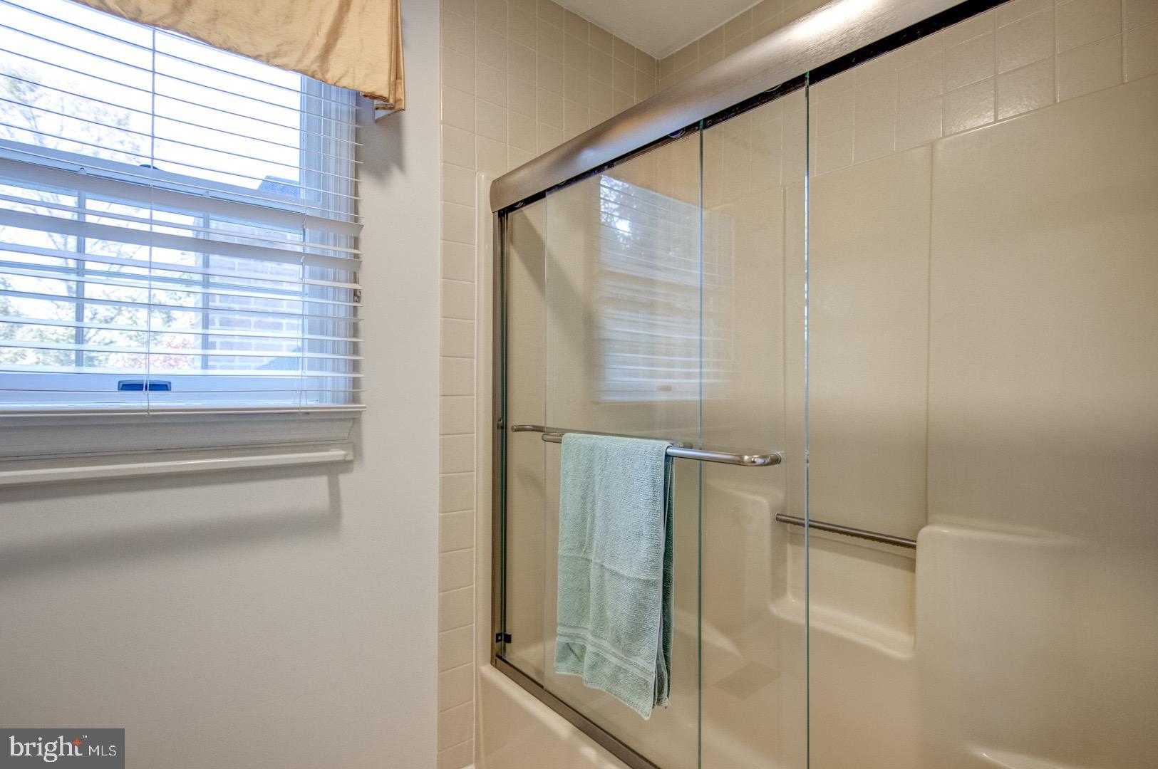 4 Willow Pond Road Malvern, PA 19355 - Photo 26 of 34 Main Bathroom
