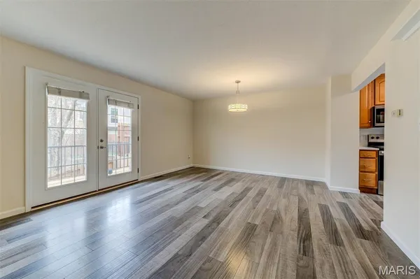 $189,900 | 1169 Rue La Ville Walk, Unit 1169, Creve Coeur, MO 63141