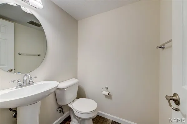 $189,900 | 1169 Rue La Ville Walk, Unit 1169, Creve Coeur, MO 63141
