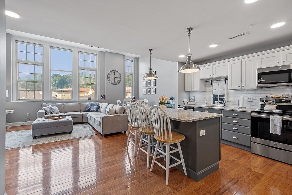 18 Eagle Nest Road, Unit 443 Clinton, MA 01510 - Photo 1 of 22 Gallery Image 1