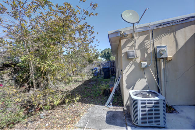 910 9th Street Lake Park, FL 33403 - Photo 22 of 34 Central AC 910 9th St