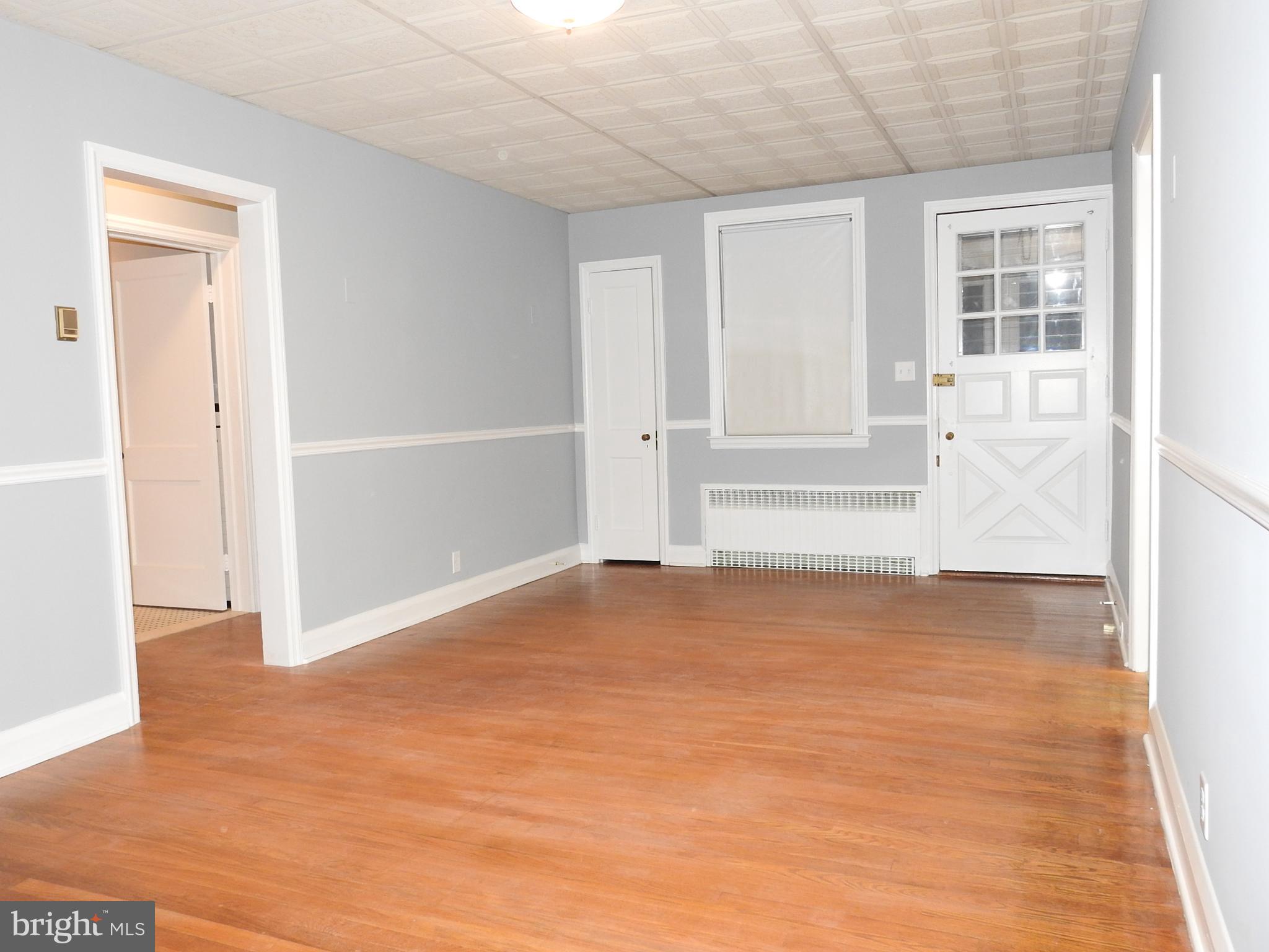4205 Fordham Road Baltimore, MD 21229 - Photo 8 of 33