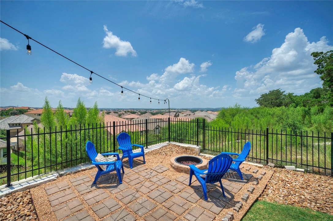 101 Maxwell Way Austin, TX 78738 - Photo 36 of 40 a outdoor space with furniture