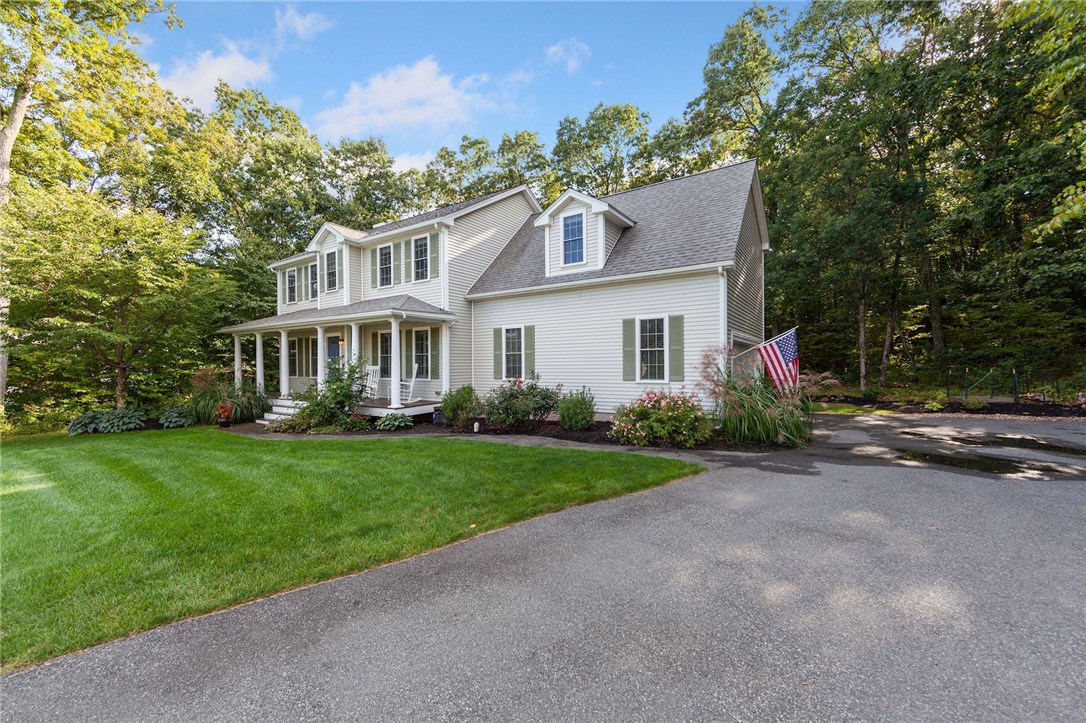 40 Bourque Road Cumberland, RI 02864 - Photo 2 of 34