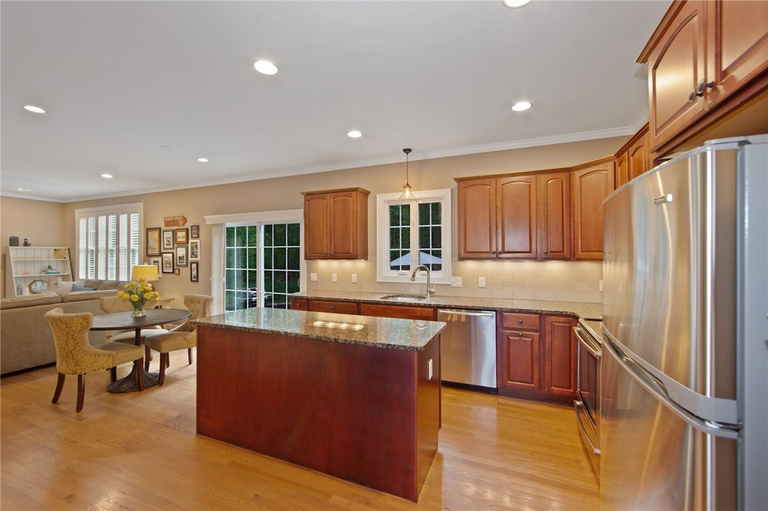 40 Bourque Road Cumberland, RI 02864 - Photo 7 of 34