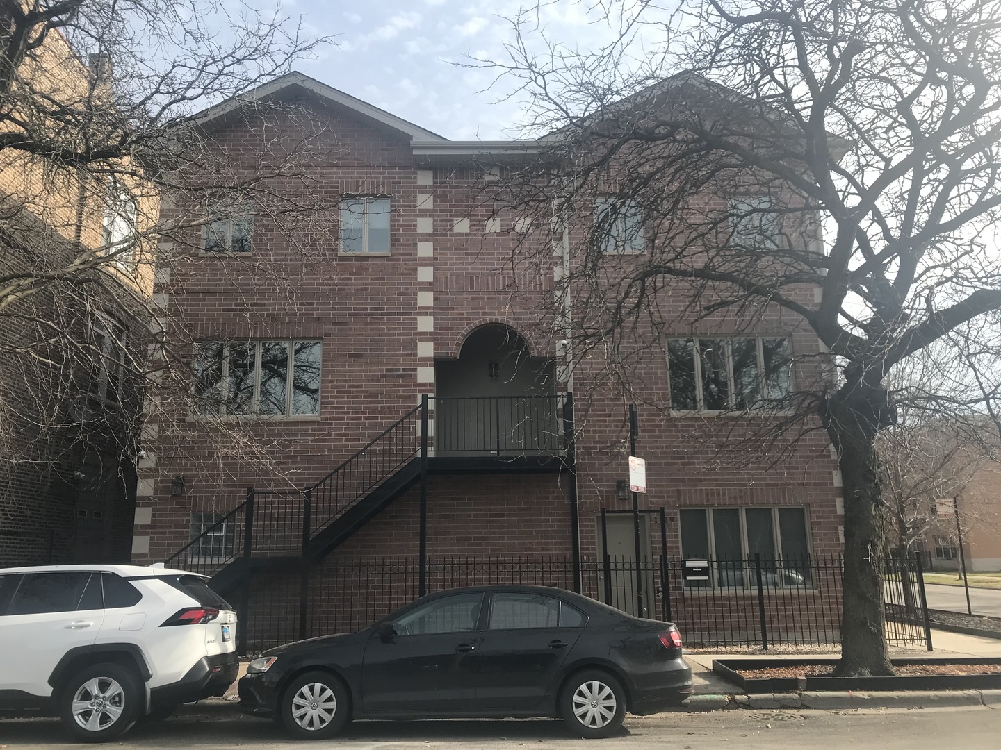1119 South Loomis Street, Unit 201C Chicago, IL 60607 - Photo 1 of 13