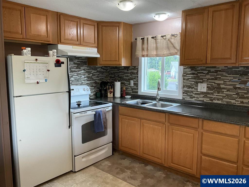 5355 River Road North, Unit 84 Keizer, OR 97303 - Photo 8 of 14